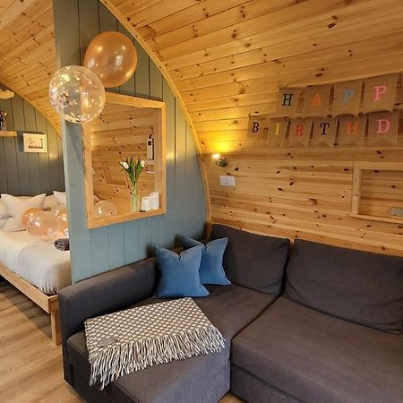 웰시풀 Odli Glamping - Luxury Glamping Pod 빌라 외부 사진
